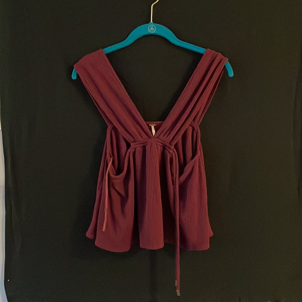Top - Picture 2 of 3